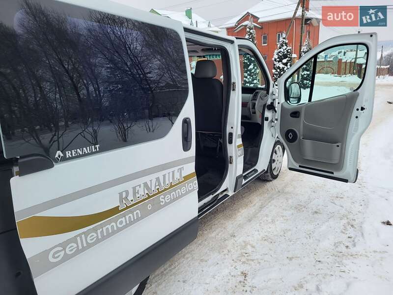 Минивэн Renault Trafic 2006 в Хмельницком