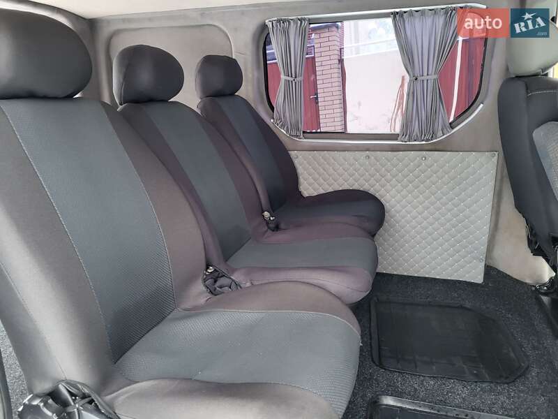 Минивэн Renault Trafic 2006 в Хмельницком