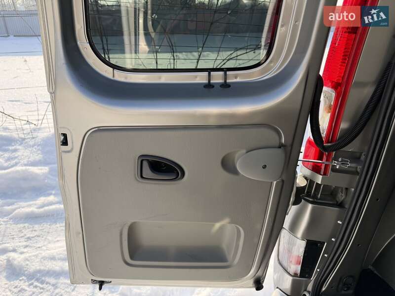 Минивэн Renault Trafic 2012 в Виннице