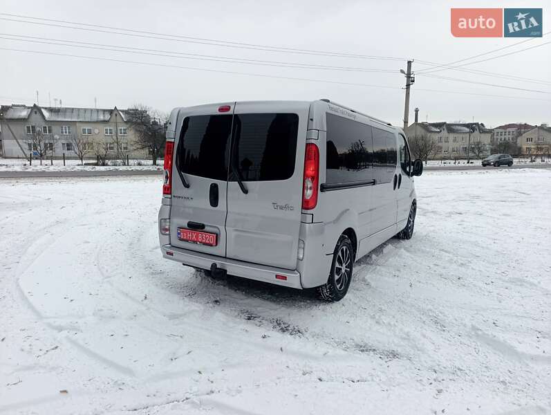 Минивэн Renault Trafic 2013 в Дубно