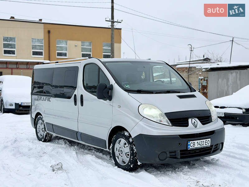 Минивэн Renault Trafic 2011 в Ровно