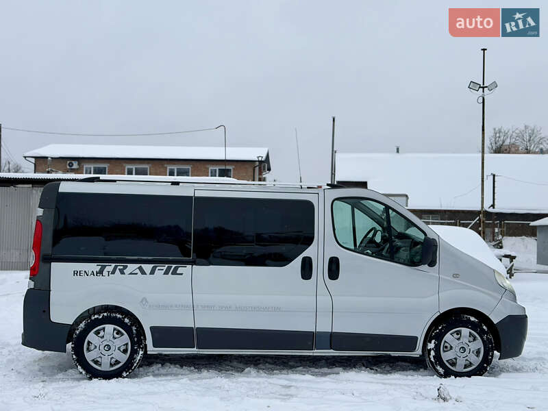 Минивэн Renault Trafic 2011 в Ровно