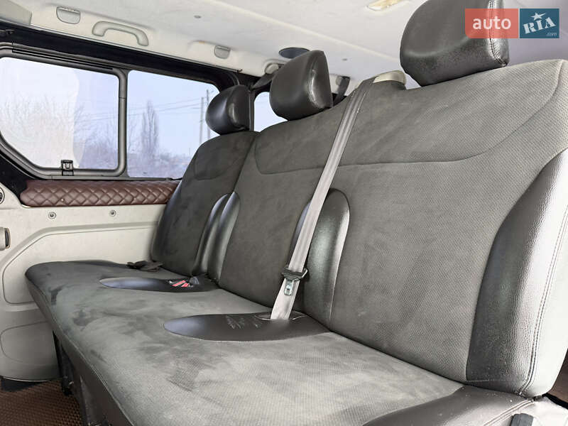 Минивэн Renault Trafic 2011 в Ровно