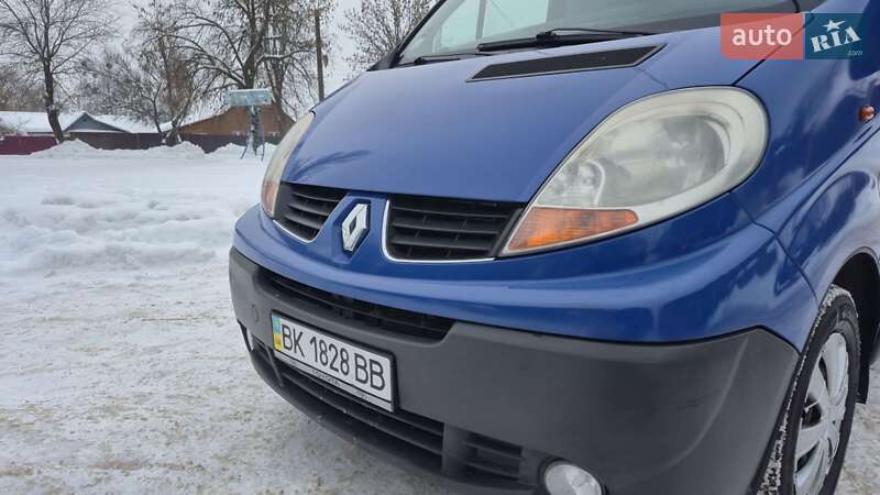 Минивэн Renault Trafic 2007 в Коростене