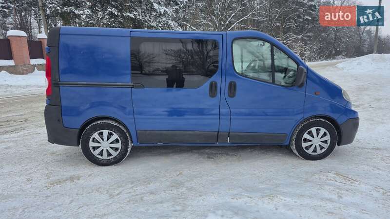 Минивэн Renault Trafic 2007 в Коростене