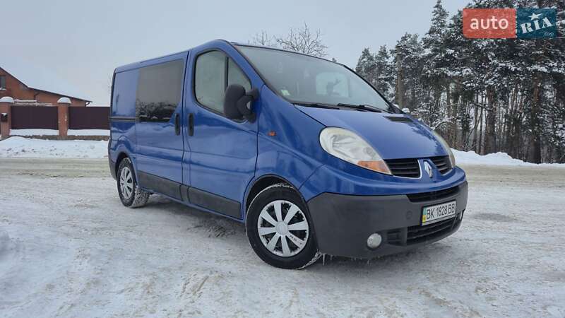 Минивэн Renault Trafic 2007 в Коростене