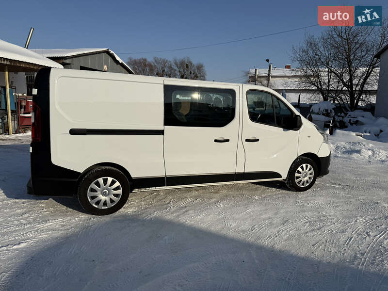 Грузопассажирский фургон Renault Trafic 2021 в Дубно