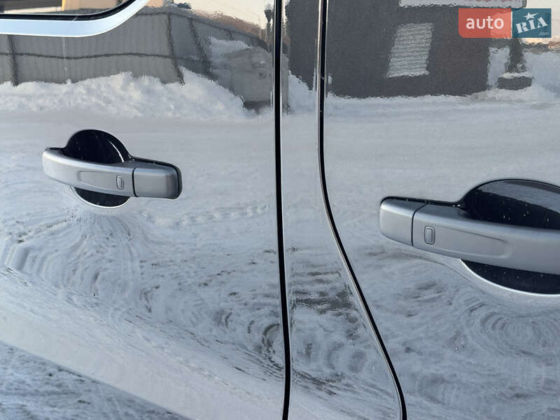 Минивэн Renault Trafic 2022 в Дубно