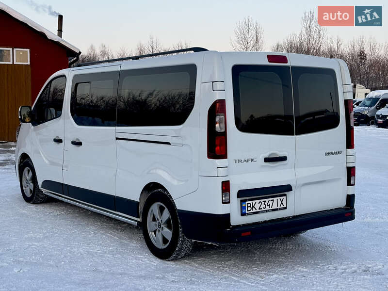 Минивэн Renault Trafic 2022 в Дубно