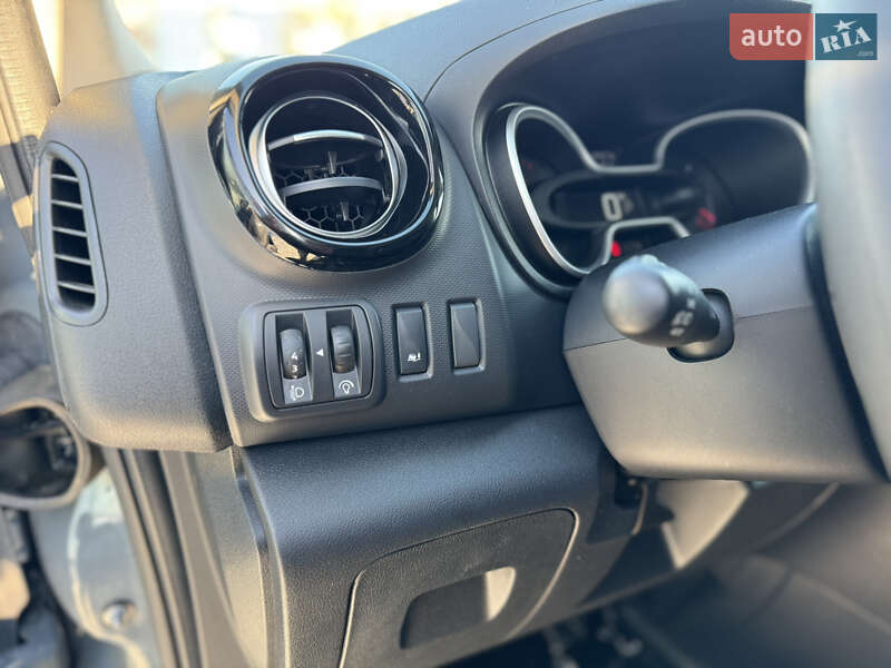 Грузовой фургон Renault Trafic 2021 в Киеве