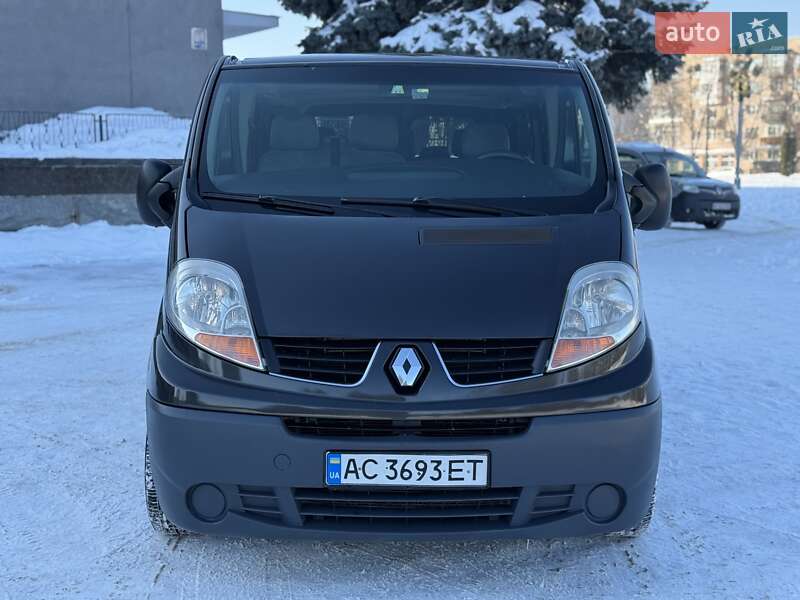 Минивэн Renault Trafic 2007 в Ровно