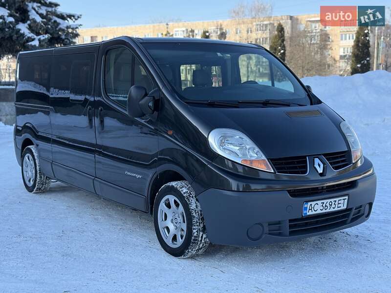 Минивэн Renault Trafic 2007 в Ровно