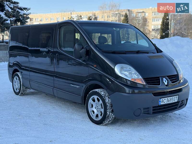 Минивэн Renault Trafic 2007 в Ровно