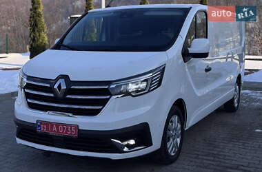 Мінівен Renault Trafic 2022 в Івано-Франківську