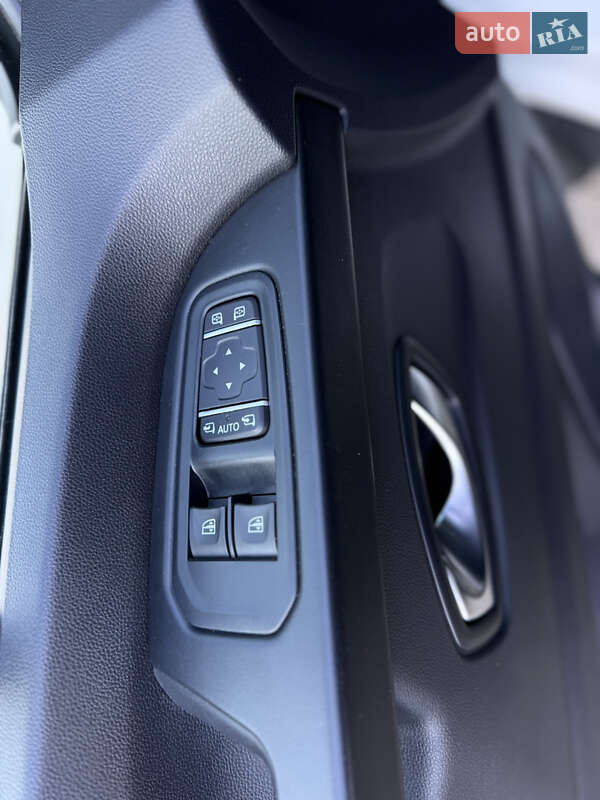 Минивэн Renault Trafic 2022 в Ивано-Франковске