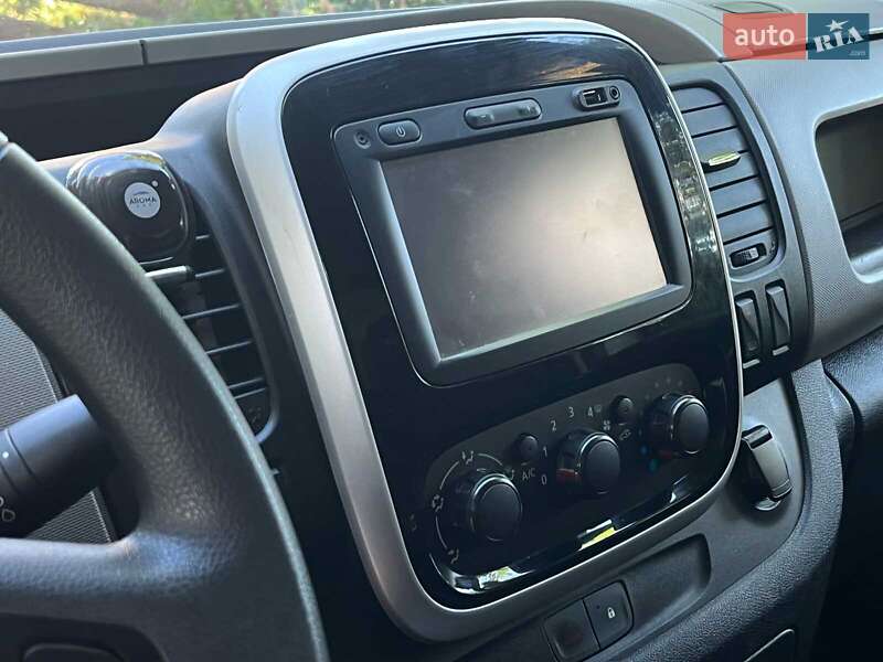 Грузовой фургон Renault Trafic 2018 в Киеве