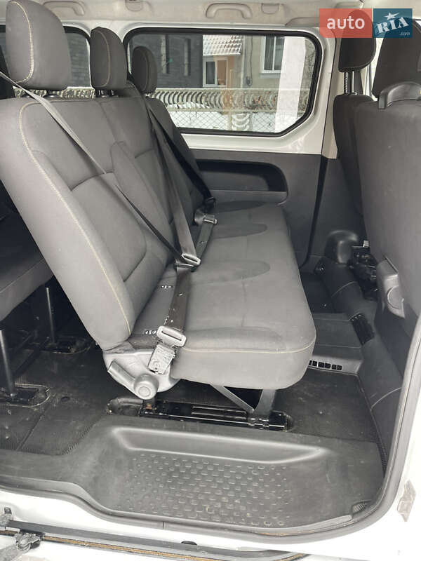 Минивэн Renault Trafic 2015 в Калуше