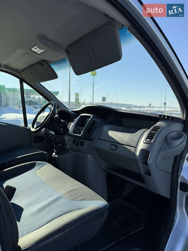 Минивэн Renault Trafic 2012 в Радивилове фото 25 Минивэн Renault Trafic 2012 в Радивилове