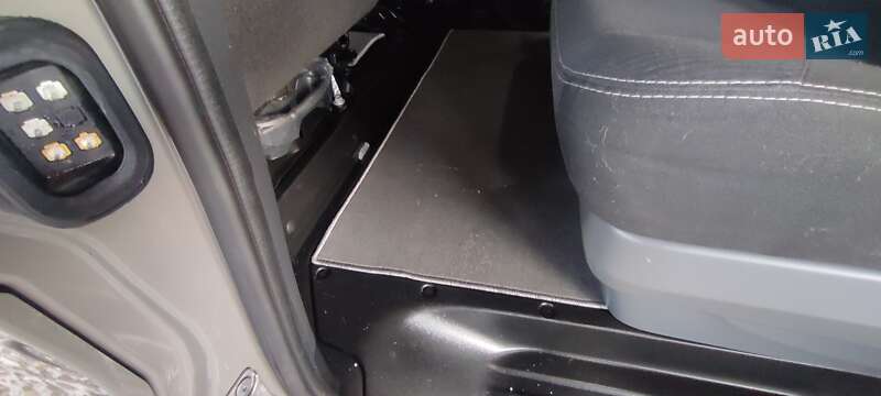 Минивэн Renault Trafic 2017 в Луцке фото 20 Минивэн Renault Trafic 2017 в Луцке