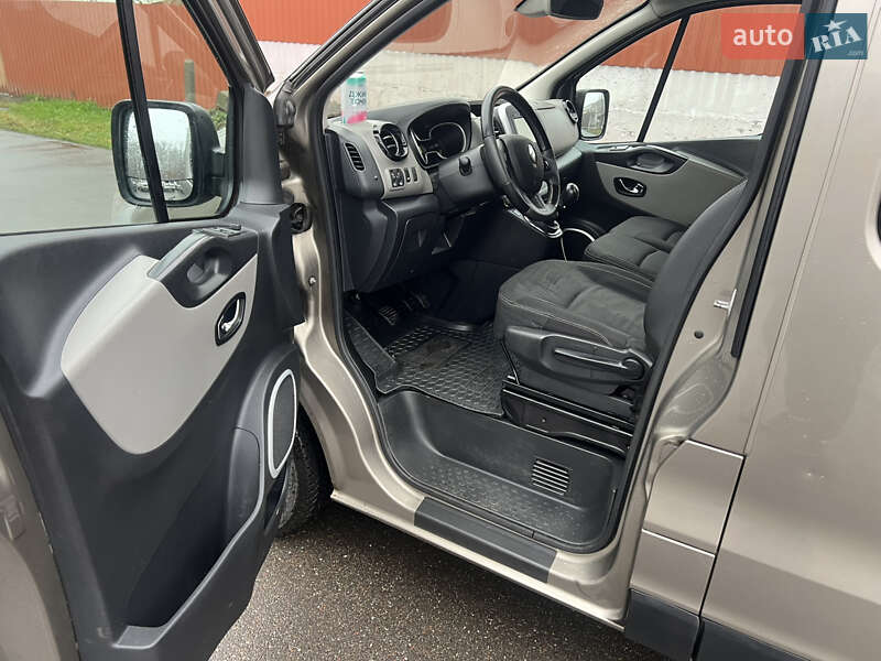 Мінівен Renault Trafic 2015 в Києві фото 11 Мінівен Renault Trafic 2015 в Києві