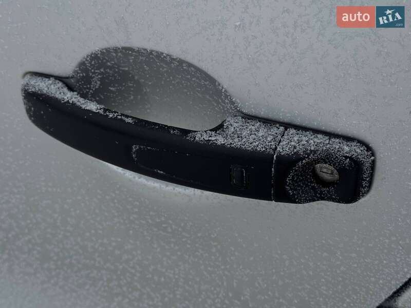 Грузопассажирский фургон Renault Trafic 2018 в Ровно фото 4 Грузопассажирский фургон Renault Trafic 2018 в Ровно