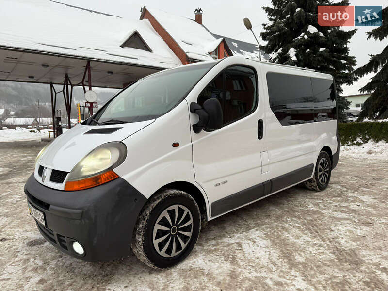 Минивэн Renault Trafic 2004 в Кременце