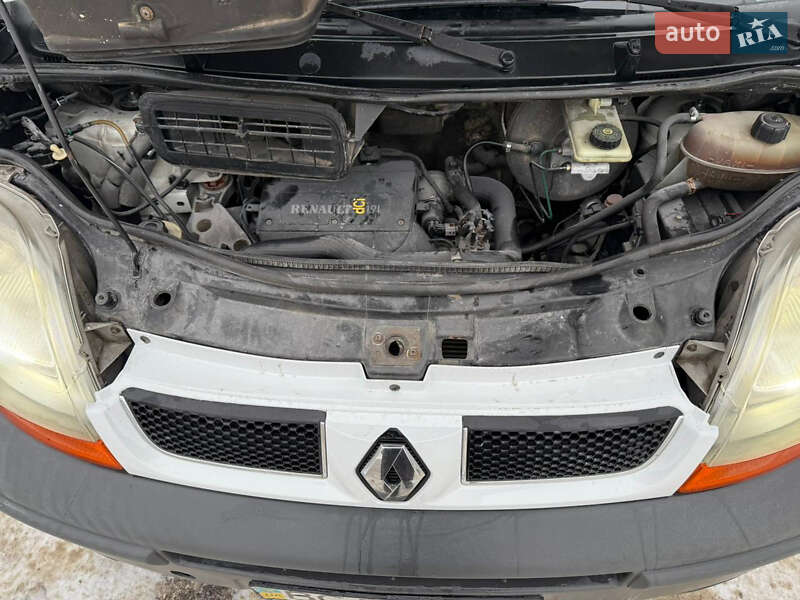 Минивэн Renault Trafic 2004 в Кременце