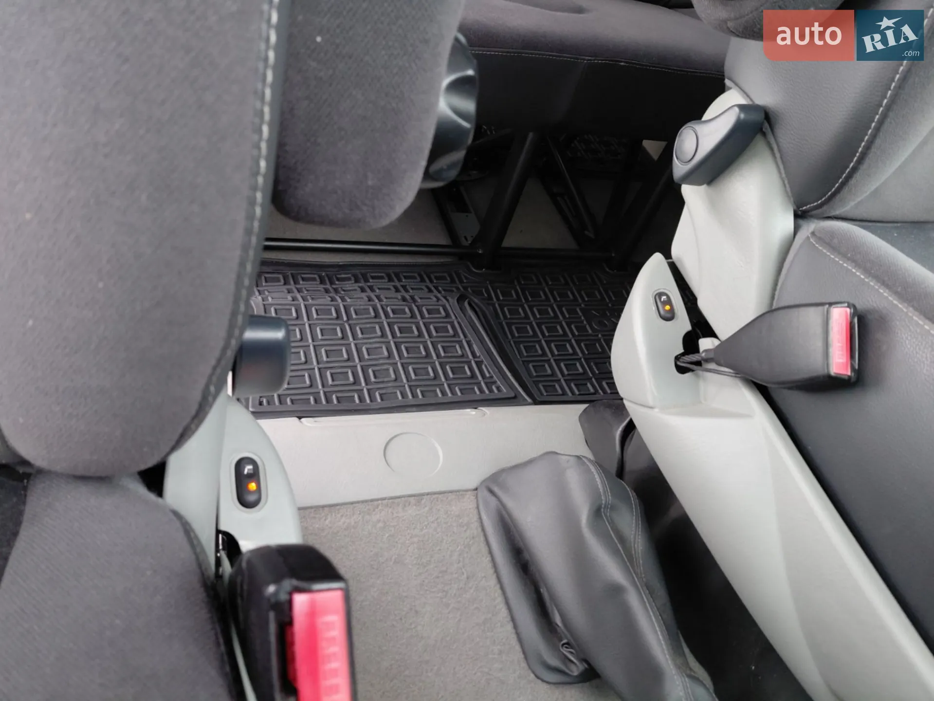 2012 Renault Trafic - мініатюра 15