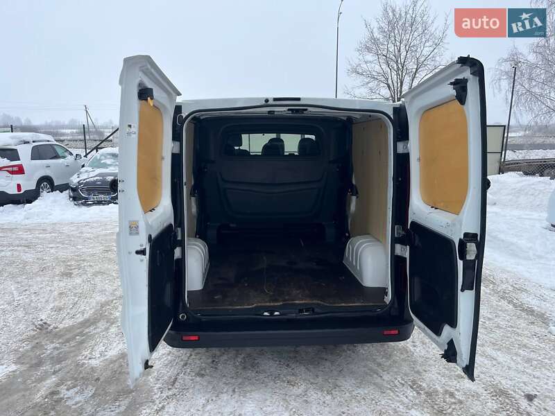 Грузопассажирский фургон Renault Trafic 2021 в Дубно