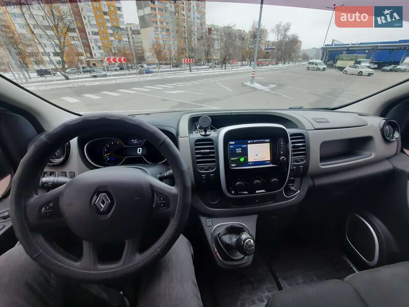 Грузовой фургон Renault Trafic 2016 в Киеве фото 11 Грузовой фургон Renault Trafic 2016 в Киеве
