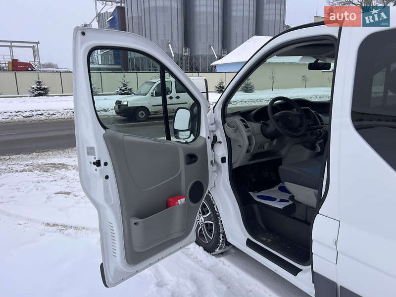 Минивэн Renault Trafic 2012 в Ковеле фото 17 Минивэн Renault Trafic 2012 в Ковеле