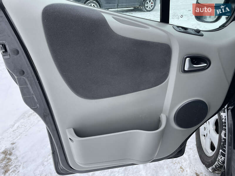 Мінівен Renault Trafic 2012 в Луцьку фото 33 Мінівен Renault Trafic 2012 в Луцьку