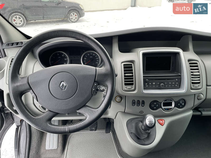 Мінівен Renault Trafic 2012 в Луцьку фото 40 Мінівен Renault Trafic 2012 в Луцьку