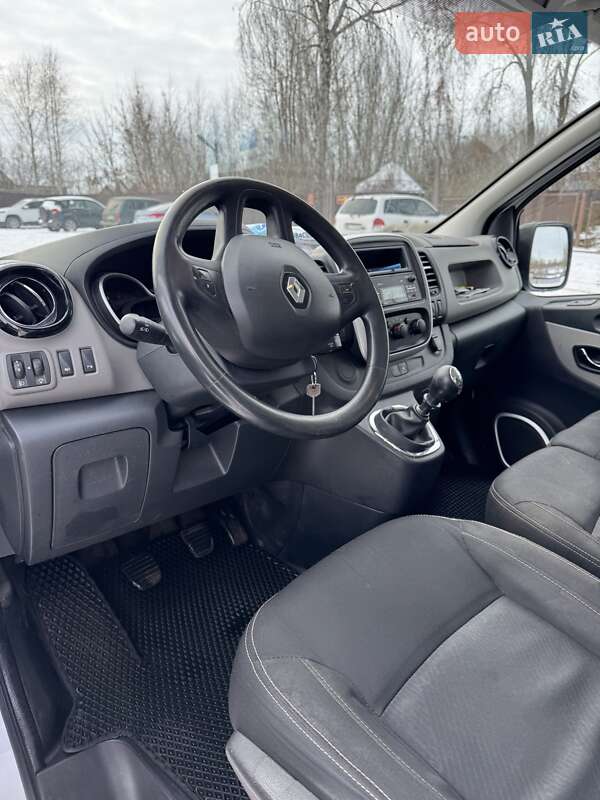 Грузовой фургон Renault Trafic 2017 в Сумах