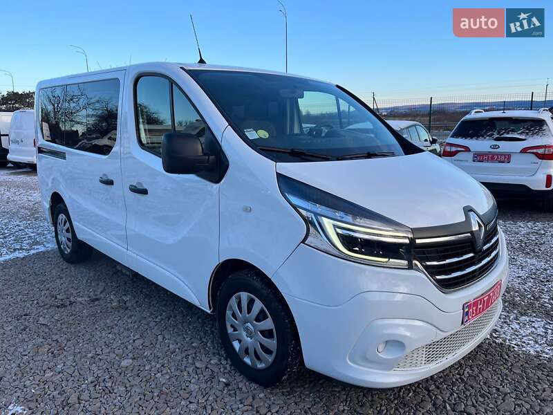 Минивэн Renault Trafic 2021 в Дубно