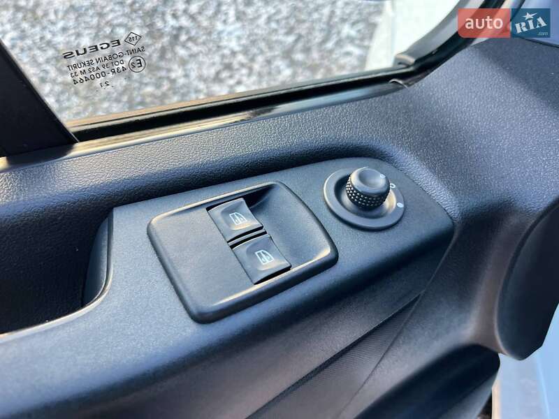 Минивэн Renault Trafic 2021 в Дубно