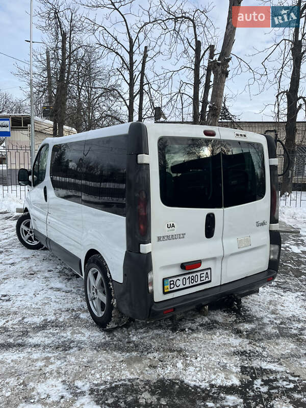 Минивэн Renault Trafic 2005 в Кривом Роге фото 4 Минивэн Renault Trafic 2005 в Кривом Роге