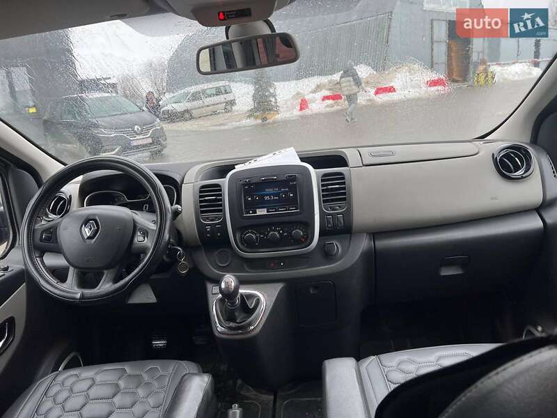 Мінівен Renault Trafic 2015 в Львові