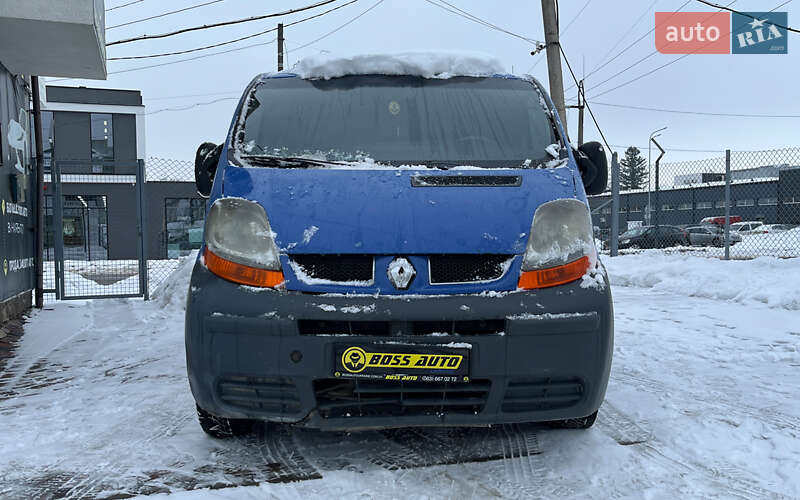 Минивэн Renault Trafic 2002 в Стрые