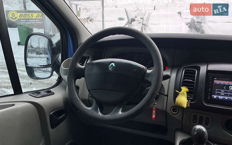 Минивэн Renault Trafic 2002 в Стрые