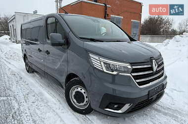 Другие грузовики Renault Trafic 2022 в Киеве