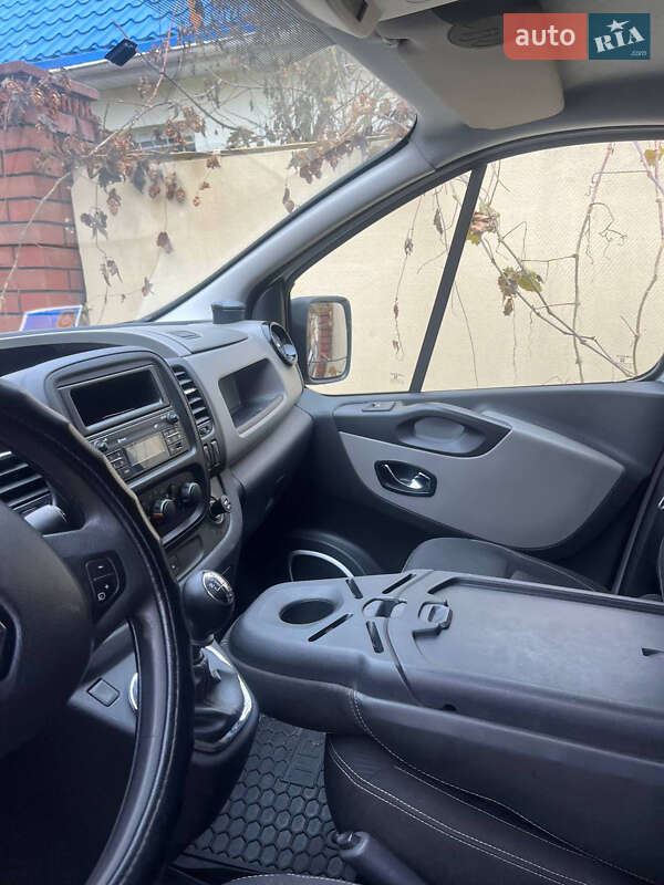 Другие грузовики Renault Trafic 2015 в Харькове