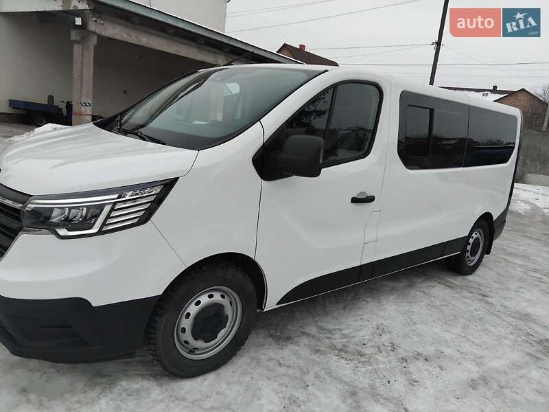 Минивэн Renault Trafic 2022 в Городке