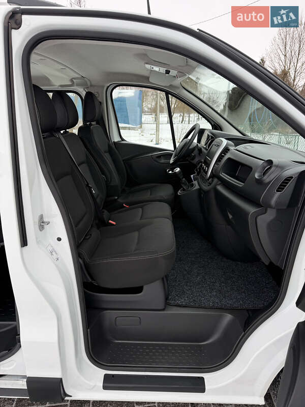 Мінівен Renault Trafic 2021 в Рівному