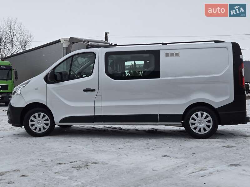 Вантажопасажирський фургон Renault Trafic 2020 в Луцьку