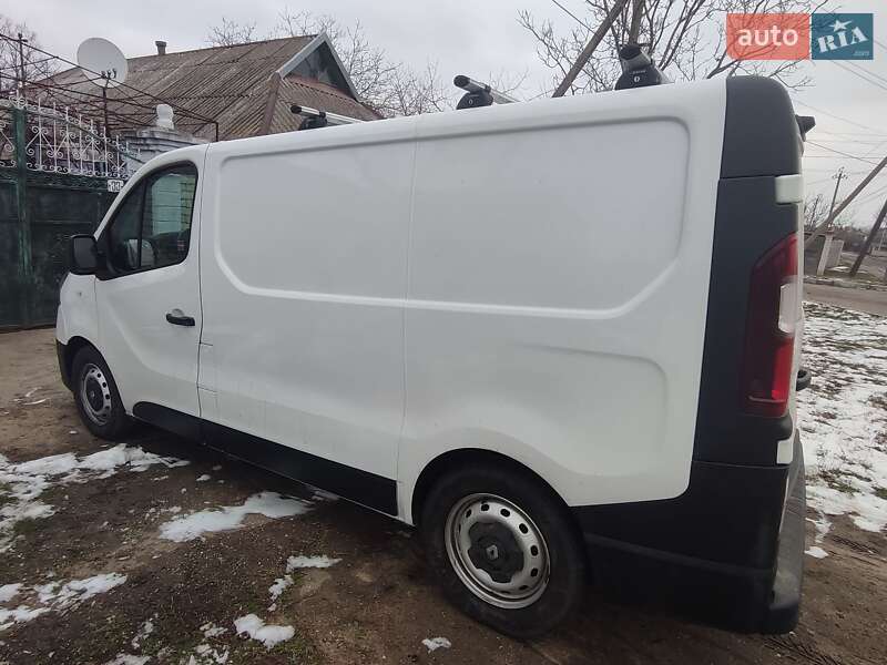 Грузовой фургон Renault Trafic 2017 в Николаеве