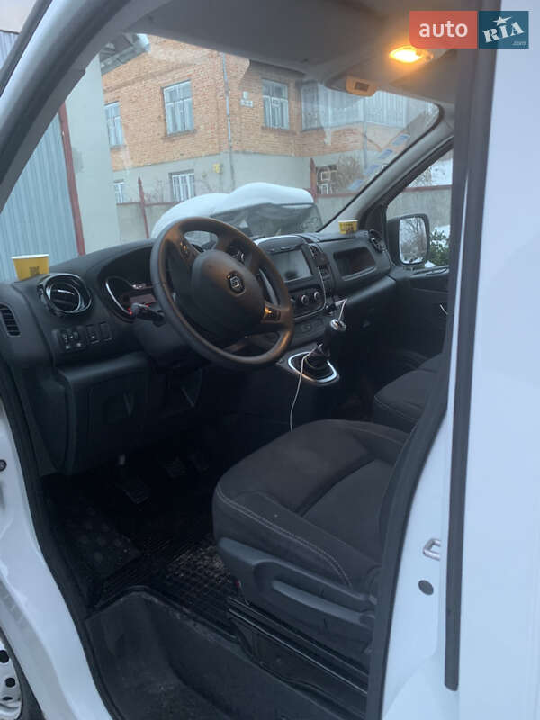 Вантажний фургон Renault Trafic 2021 в Тернополі