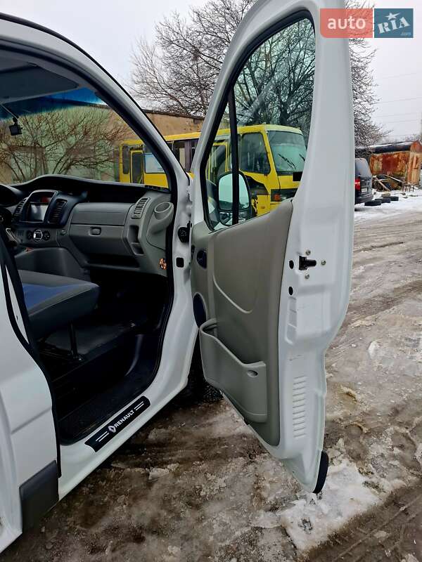 Минивэн Renault Trafic 2012 в Одессе фото 8 Минивэн Renault Trafic 2012 в Одессе