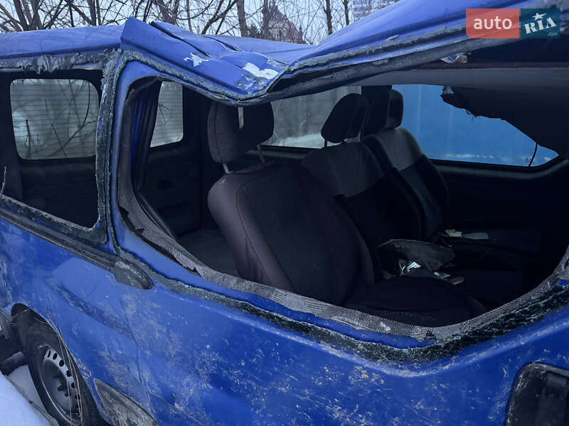 Мінівен Renault Trafic 2006 в Львові