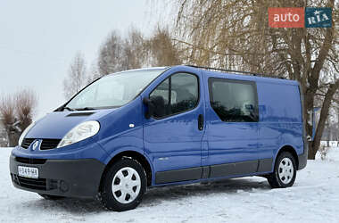 Грузопассажирский фургон Renault Trafic 2012 в Ровно